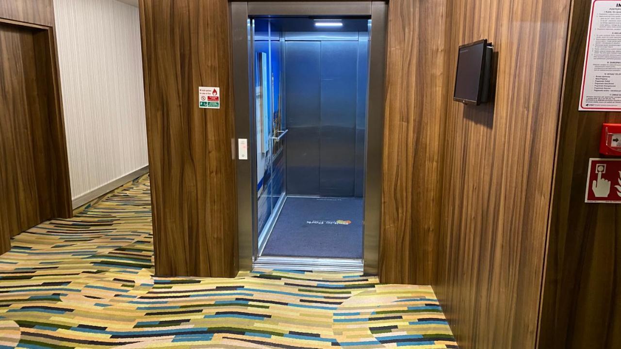 슈비노우이스쳬 Aleja Baltic Park Molo 308 아파트 외부 사진
